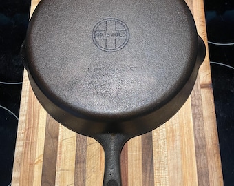 Vintage Wagner Griswold No. 9 Cast Iron Grill Pan: Dual Logo Wagwold Collectible