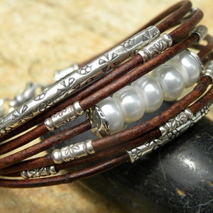 Saltwater Pearls,Leather and Sterling Silver Bracelet image 3