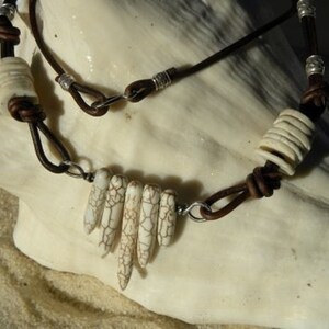 Unisex Leather, White Turquoise and Old African Beads Necklace 画像 4