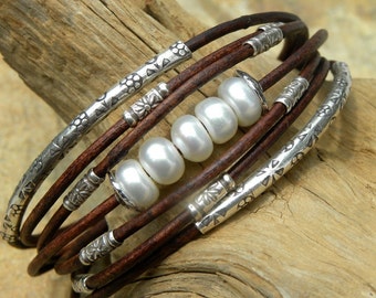 Saltwater Pearls,Leather and Sterling Silver Bracelet