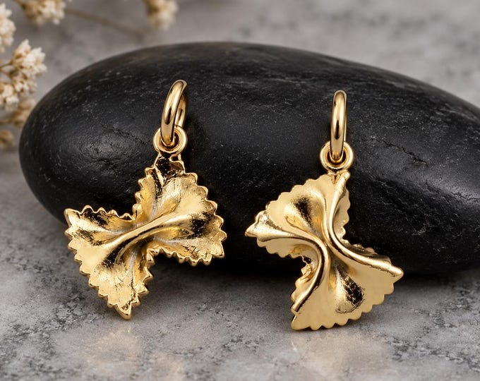 Farfalle Bowtie Pasta Charm, Tiny Gold Pasta Charm for Necklace or Bracelet, Farfalle Charm, Bowtie Pasta Charm, Pasta Lover Charm Gift