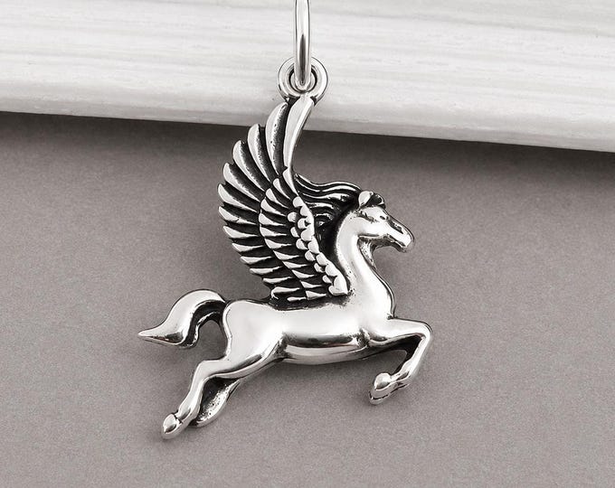 925 Sterling Silver Pegasus Charm, Flying Horse Charm, Pegasus Pendant, Magic Horse Charm, Fantasy Charm, Fairytale Charm, Pegasus Gift