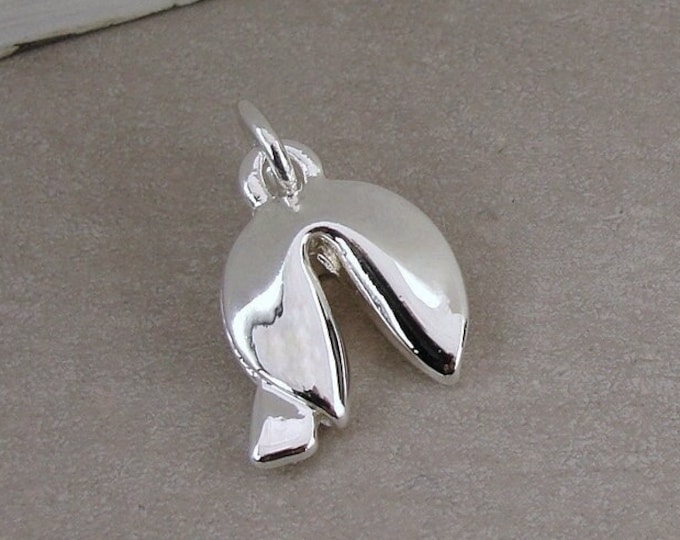 Fortune Cookie Charm, Silver Chinese Fortune Cookie Charm for Necklace or Bracelet, Good Luck Charm, Good Luck Gift, Fortune Cookie Jewelry