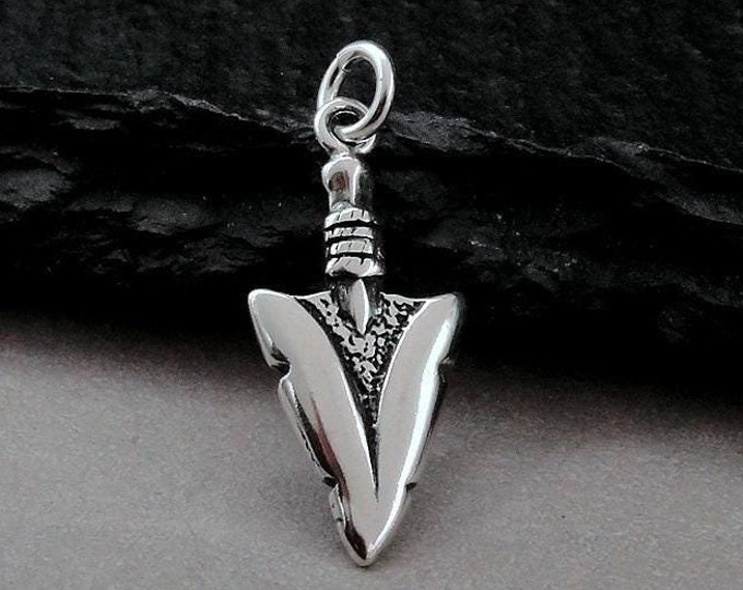 925 Sterling Silver Arrowhead Charm, Native American Charm, Arrowhead Pendant, Southwestern Charm, Navajo Charm, Arrowhead Necklace Charm