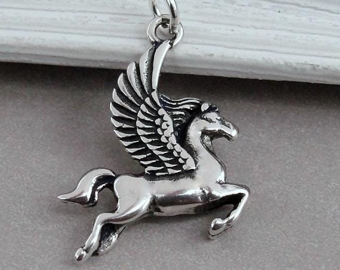 925 Sterling Silver Pegasus Charm, Flying Horse Charm, Pegasus Pendant, Magic Horse Charm, Fantasy Charm, Fairytale Charm, Pegasus Gift