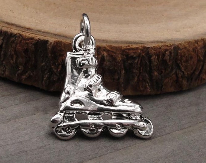 Inline Skate Charm, Silver Rollerblade Charm for Necklace or Bracelet, Inline Skates Charm, Blading Charm, Skater Charm, Roller Hockey Charm