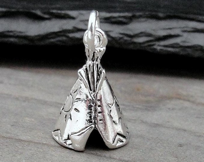 Tepee Charm, Silver 3D Tipi Charm for Necklace or Bracelet, Teepee Charm, 3D Tepee Necklace, Southwestern Charm, Native American Charm