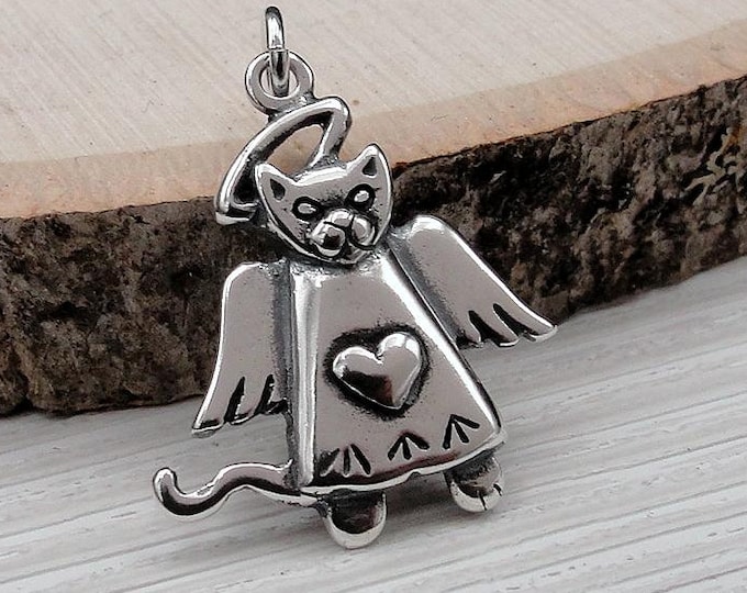 925 Sterling Silver Angel Cat Charm, Cat Memorial Charm, Cat with Angel Wings Charm, Pet Loss Charm, Gift for loss of Cat, Cat Sympathy Gift