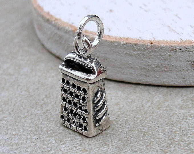 Cheese Grater Charm, 925 Sterling Silver 3D Cheese Grater Charm for Necklace or Bracelet, Cheese Shredder Charm, Kitchen Gadget Charm