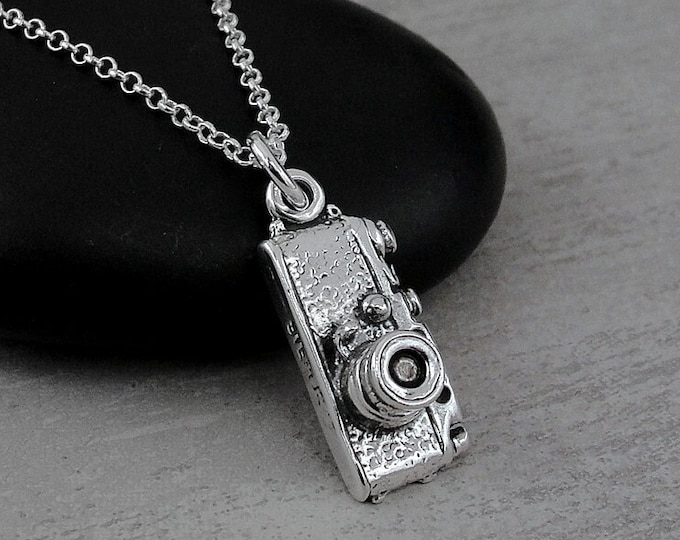 925 Sterling Silver Digital Camera Necklace, 3D Camera Charm Necklace, Photographer Charm Necklace, Photographer Gift, Photographer Jewelry