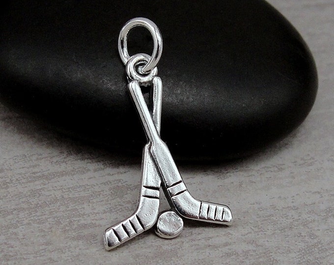 Hockey Sticks Charm, Sterling Silver Hockey Charm for Necklace or Bracelet, 925 Hockey Pendant, Hockey Gift, Hockey Jewelry