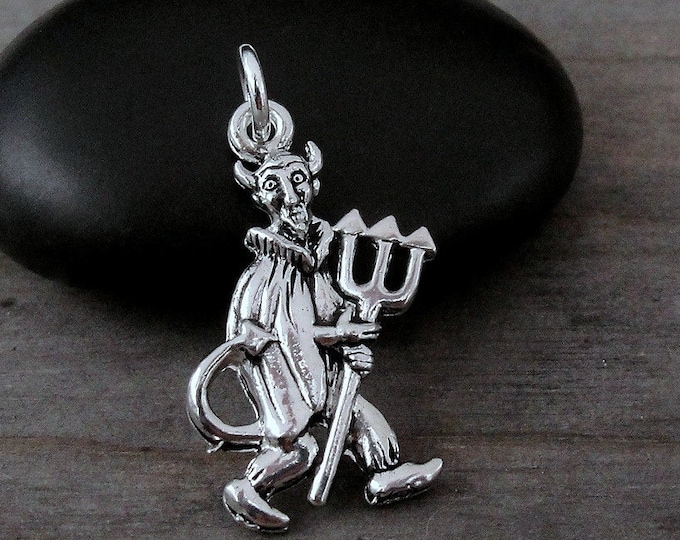 Silver Devil Charm, Satan Charm, Satanic Charm, Devil with Pitchfork Charm, Devil Pendant, Halloween Charm, Lucifer Charm, Beelzebub Charm