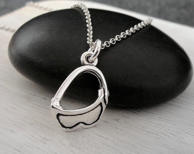 Ski Goggles Necklace, 925 Sterling Silver Ski Visor Charm, Skiing Charm Necklace, Skier NEcklace, Ski Goggles Charm, Gift for Skier