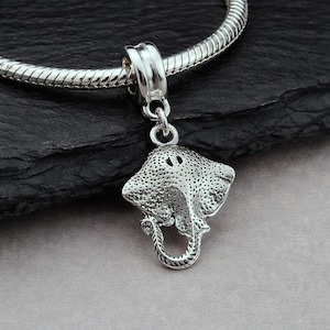 Ciondolo europeo a forma di razza, ciondolo pendente in argento a forma di razza, ciondolo a forma di manta con cauzione, ciondolo a forma di braccialetto a forma di razza, perlina a forma di razza, regalo a forma di razza