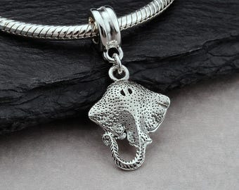 Stingray European Charm, Silver Stingray Dangle Charm, Manta Ray Charm with Bail, Stingray Bracelet Charm, Stingray Bead, Stingray Gift