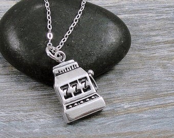 Floating charm necklace slot machine patterns Floating charm necklace slot machine patterns