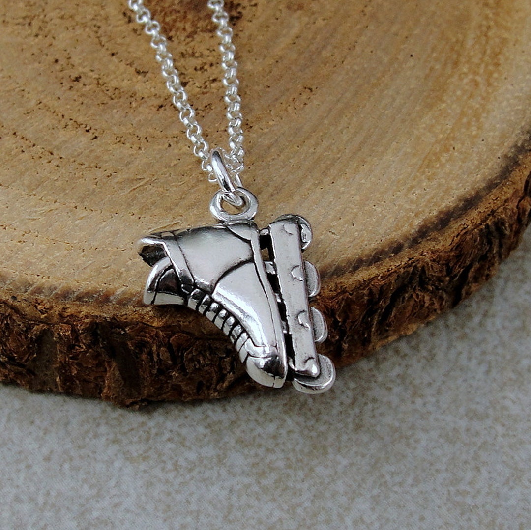 Porte-clés Skate Patins Argenté - Petit Pendentif Charm Métal - Onwomania - Neuf Avec étiquettes