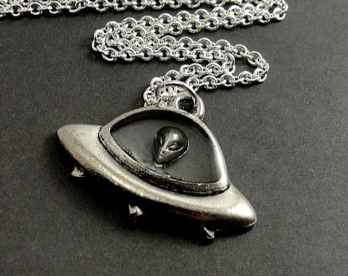 UFO Alien Spaceship Necklace, Silver Plated UFO with Alien Charm on a Silver Cable Chain