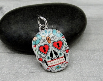 Funky Skeleton Skull Necklace - 25mm Charm, 18\" Silver Plated Chain, Goth & Retro Style