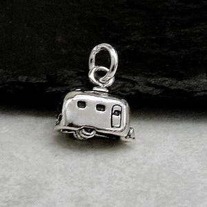 Breloque camping-car en argent sterling 925, pendentif camping-car, breloque camping-car miniature, breloque bracelet, breloque collier, bijoux de voyage sur la route, cadeau de camping-car