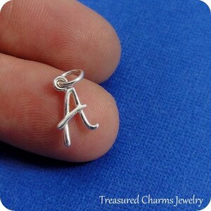 Breloque initiale lettre A - breloque alphabet lettre A cursive en argent sterling