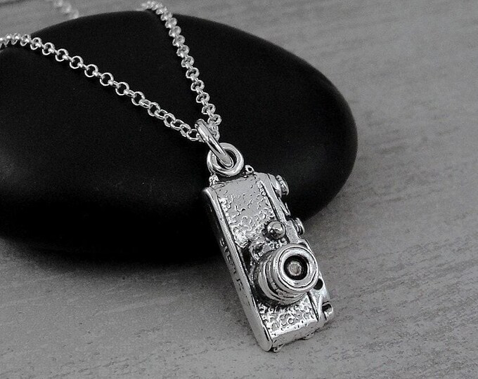 925 Sterling Silver Digital Camera Necklace, 3D Camera Charm Necklace, Photographer Charm Necklace, Photographer Gift, Photographer Jewelry