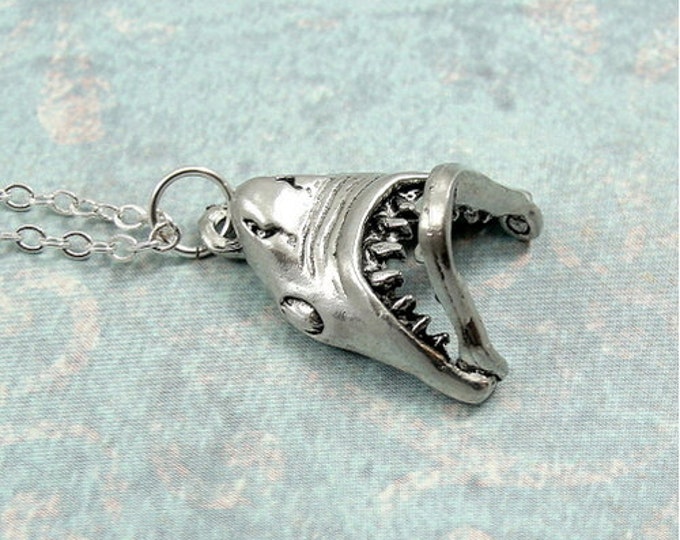Shark Jaws Necklace, Silver Movable Shark Jaws Necklace on a Silver Cable Chain