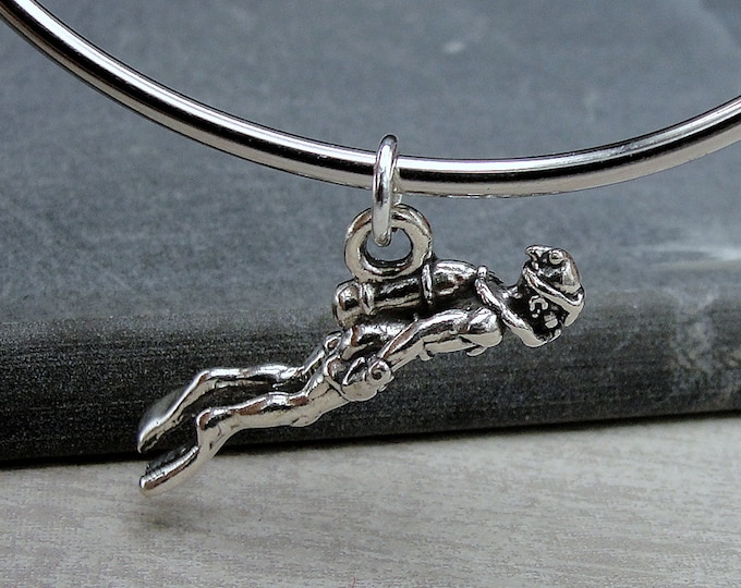 Scuba Diver Charm, 925 Sterling Silver 3D Scuba Charm for Necklace or Bracelet, Deep Sea Diver Charm, Snorkeling Charm, Scuba Diving Gift