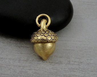 Gold Acorn Charm, Acorn Pendant, Acorn Jewelry, 3D Acorn Charm for Necklace or Bracelet, Fall Jewelry, Autumn Charm, Nature Charm