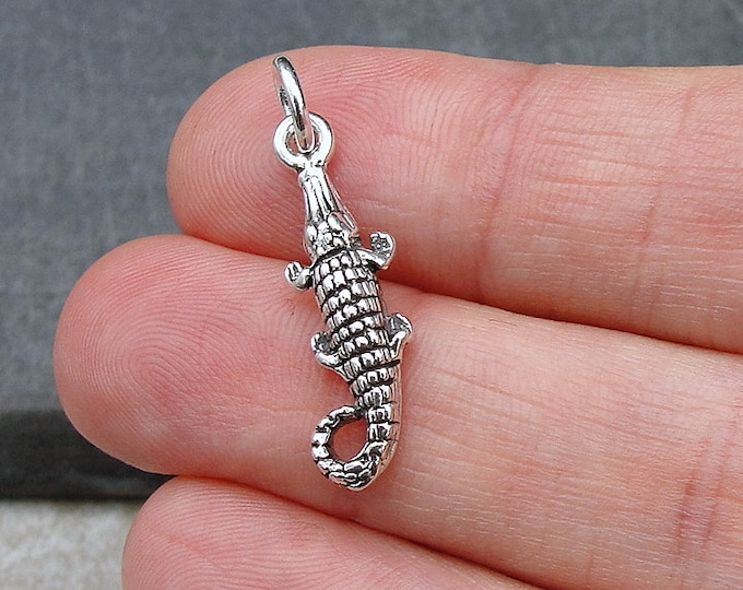 Sterling Silver Alligator Charm, 925 Crocodile Charm for Necklace or Bracelet, Gator Charm, Reptile Charm, Alligator Gift, Crocodile Gift