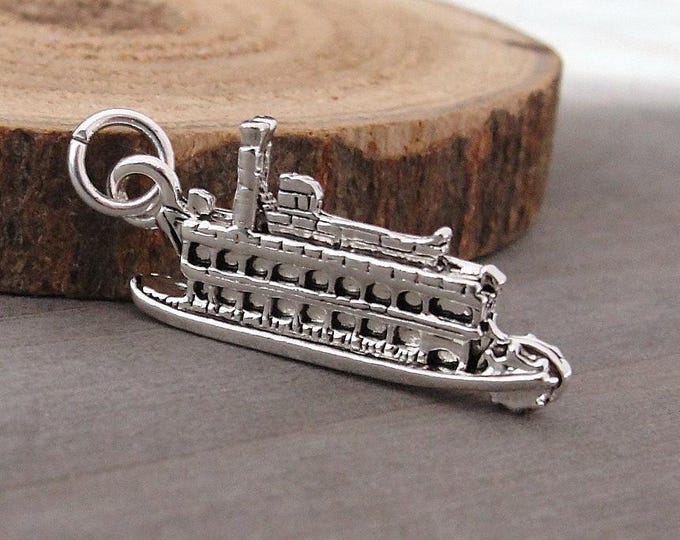 Riverboat Charm, Silver Riverboat Cruise Charm for Necklace or Bracelet, Riverboat Pendant, Cruise Ship Charm, Ferry Charm, Ferry Pendant