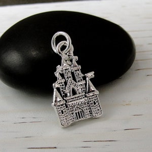 Silver Castle Charm, Medieval Castle Necklace Charm, Castle Bracelet Charm, Fairy Tale Charm, Princess Charm, Royal Castle Pendant Jewelry