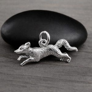 Running Fox Charm, Silver Fox Charm for Necklace or Bracelet, Coyote Charm, Coyote Necklace, Wild Animal Charm, Wildife Charm, Fox Gift image 2