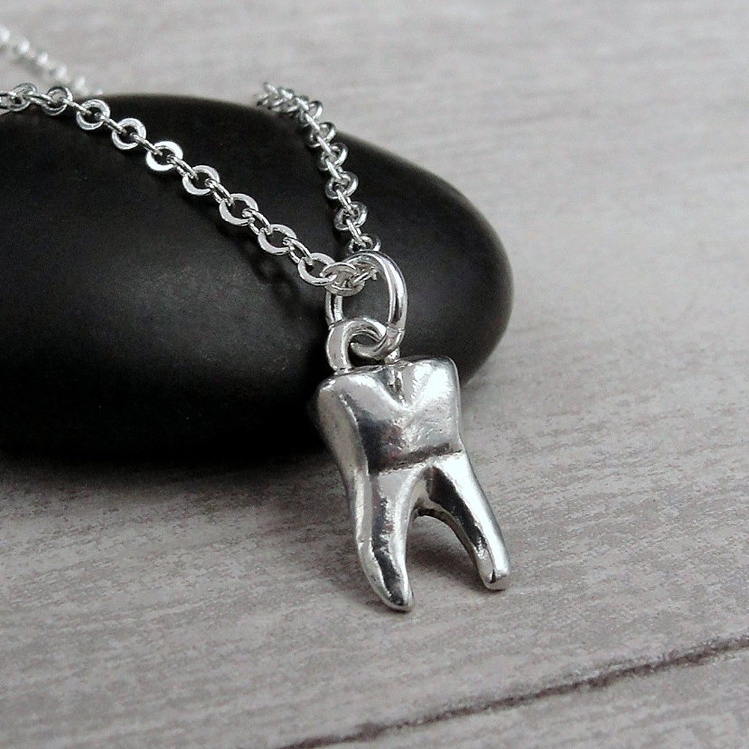thumbnail image 2 of 925 Sterling Silver 3D Dentist Chair Charm / Pendant - Unbranded 2 of 4