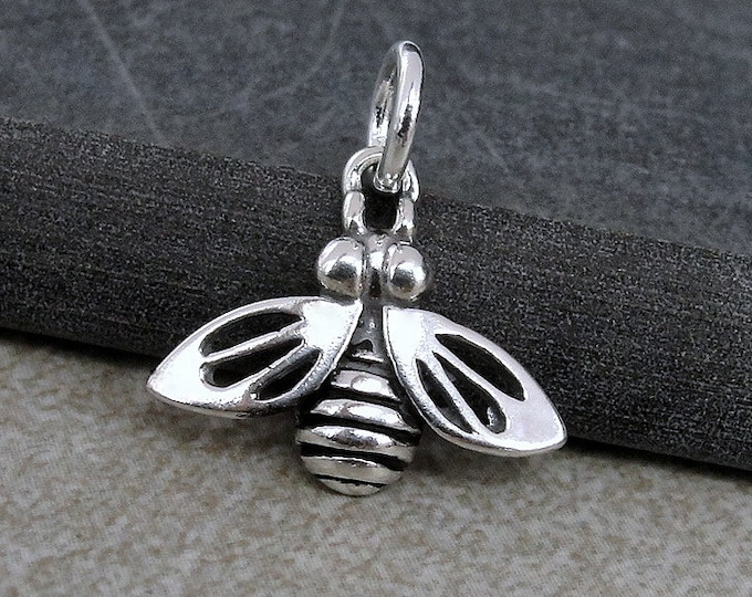 Honey Bee Charm, 925 Sterling Silver Bumble Bee Necklace Charm, Tiny Bee Charm, Bumblebee Charm, Insect Charm, Honey Bee Gift Jewelry