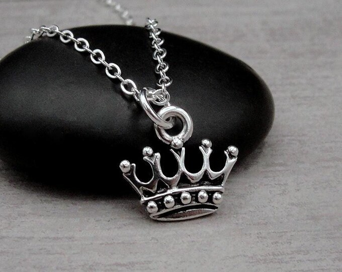 Royal Crown Necklace, SIlver Plated King's Crown Necklace, Queen's Crown Charm, Princess Crown Charm, Royal Family Charm, Medieval Necklace