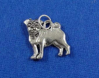 Ciondolo a forma di carlino - Ciondolo a forma di carlino placcato in argento per collana o braccialetto