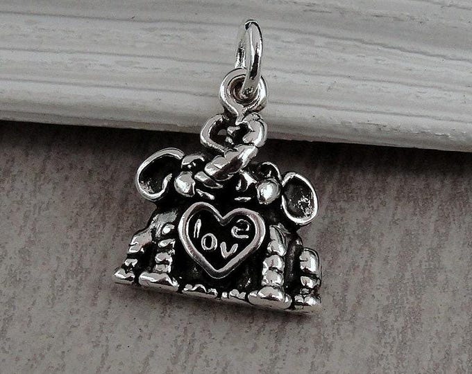 Love Elephants Charm, Sterling Silver Elephant Charm, Elephant Lover Charm, Elephants in Love Charm, Pair of Elephants Charm, Elephant Gift