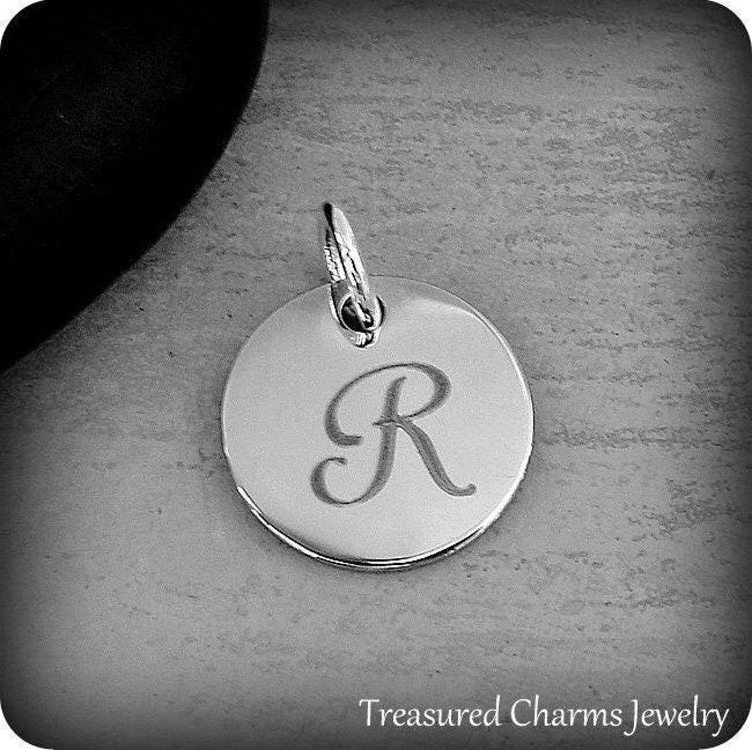 Red Cursive Metal R Stainless Steel Letter R Charm, Silver Engraved Letter R Round Disc ...