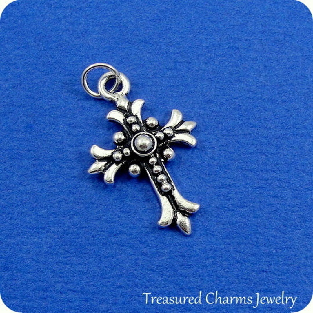 Fleur De Lys Cross Charm Fleur De Lis Cross Charm plaqué argent