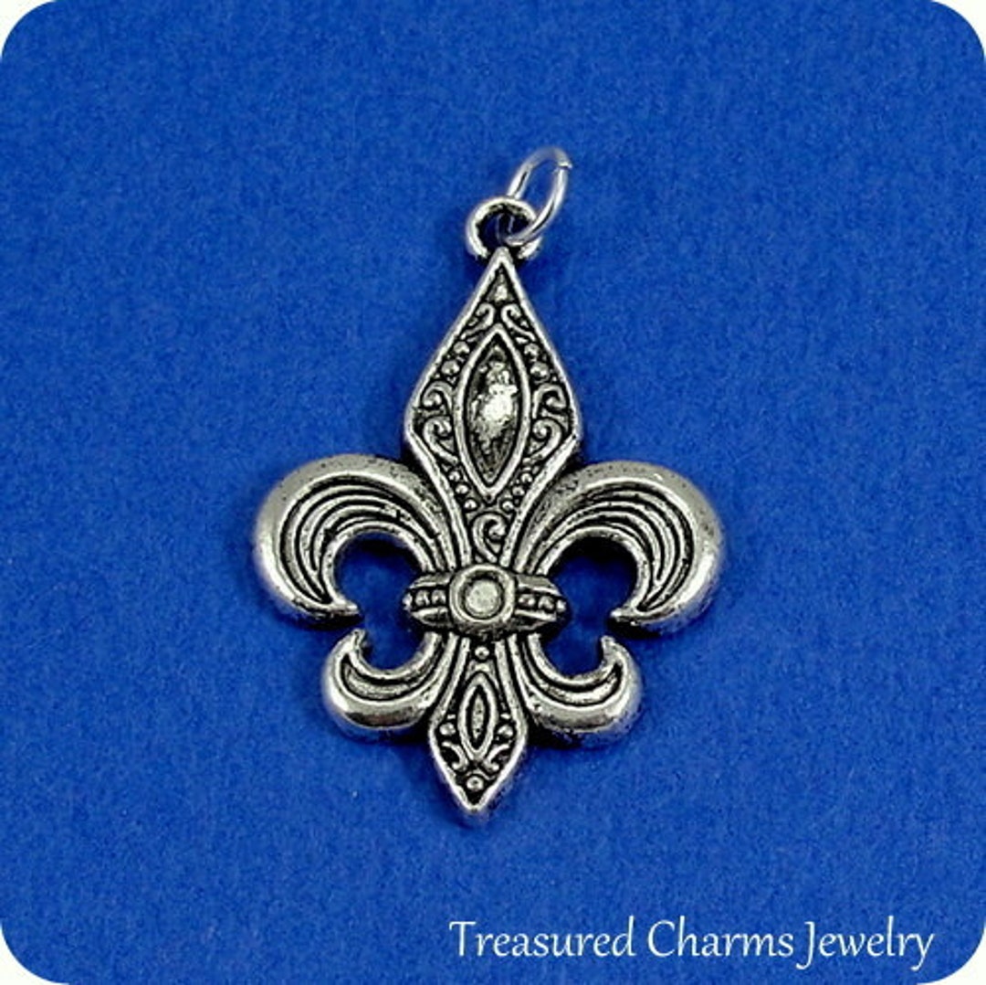 Fleur De Lys Charm Silver Plated Fleur De Lis Charm for Necklace or ...
