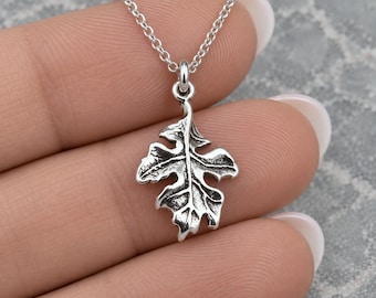 Oak Leaf Necklace, 925 Sterling Silver Oak Leaf Charm Necklace, Autumn Necklace, Fall Necklace, Autumn Charm, Fall Charm, Nature Necklace