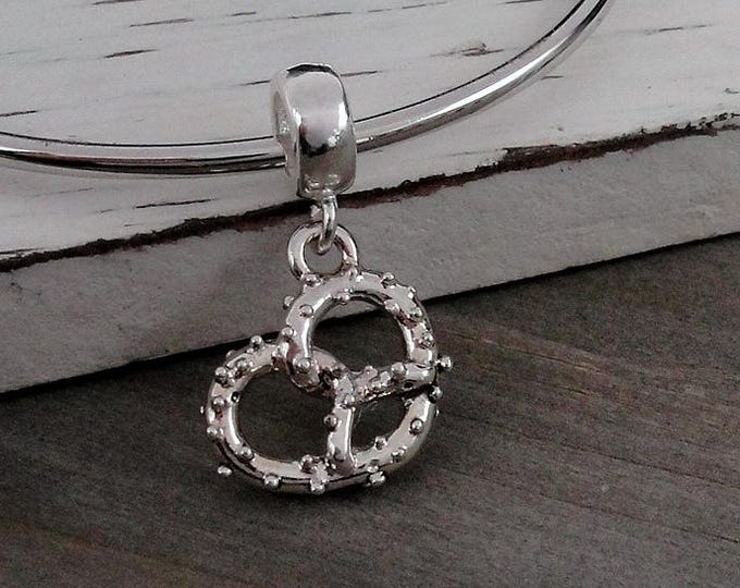 Silver Pretzel Dangle Charm, 3D Soft Pretzel Charm, Pretzel Twist Charm, Pretzel Bracelet Charm, Large Hole Bead, Big Hole Bead
