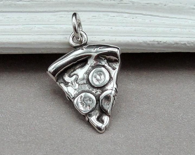 925 Sterling Silver Pepperoni Pizza Charm, Pizza Pendant, Slice of Pizza Charm, Pizza Lover Charm, Pizza Lover Gift, Pizza Lover Jewelry