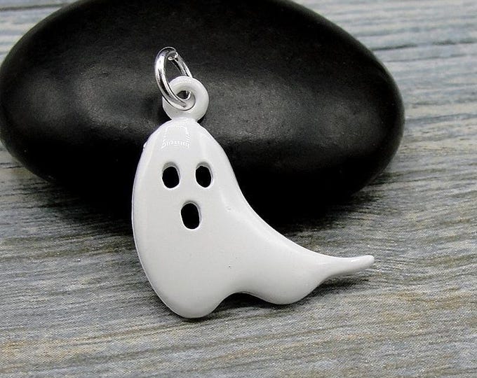 White Ghost Charm, SIlver and White Enamel Ghost Pendabt, Halloween Charm, Spooky Charm, Halloween Jewelry, Haunted Charm, Ghost Gift