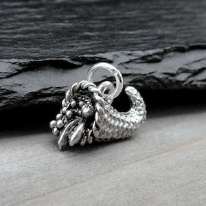 Silver Cornucopia Charm, 3D Horn of Plenty Charm, Thankgiving Charm, Harvest Charm, Cornucopia Pendant, Autumn Charm, Thanksgiving Jewelry