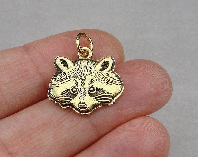 Raccoon Charm, Gold Raccoon Charm for Necklace or Bracelet, Trash Panda Charm, Raccoon Pendant, Raccoon Themed Jewelry, Raccoon Lover Gift