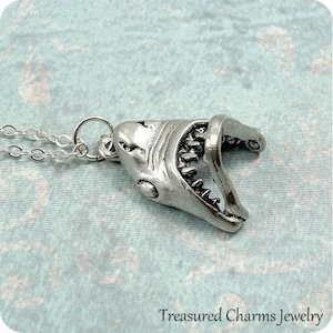Shark Jaws Necklace, Silver Movable Shark Jaws Necklace on a Silver Cable Chain