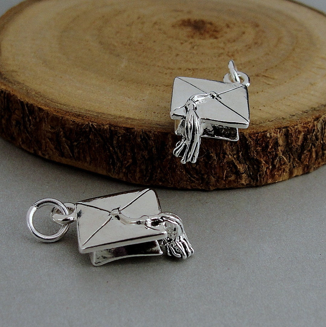 Graduation Charm, 3D Graduation Cap Charm for Necklace or Bracelet ...