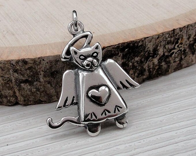 925 Sterling Silver Angel Cat Charm, Cat Memorial Charm, Cat with Angel Wings Charm, Pet Loss Charm, Gift for loss of Cat, Cat Sympathy Gift